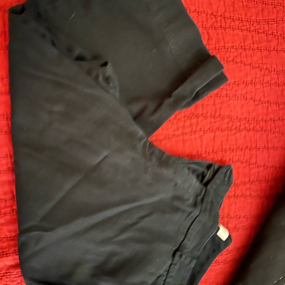 Capri pants